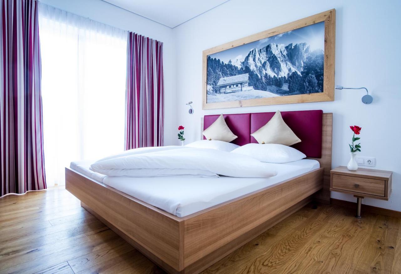 Apartments Dolomit-Royal Sillian Exteriör bild