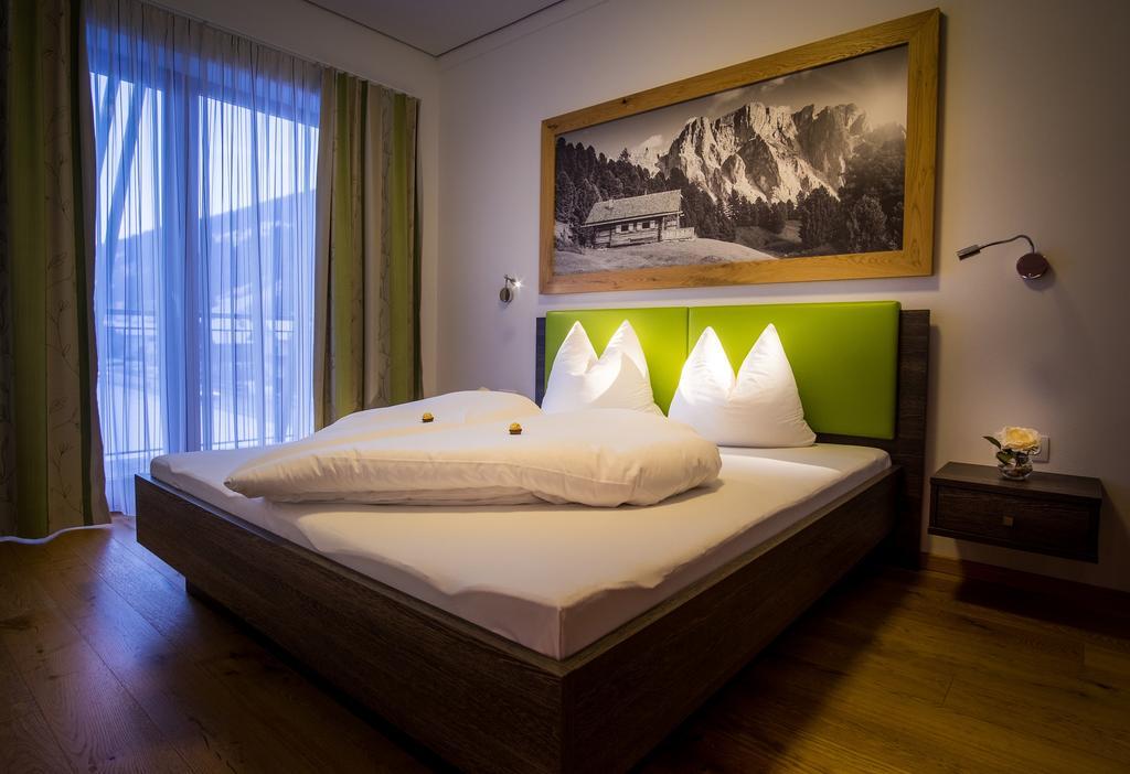 Apartments Dolomit-Royal Sillian Exteriör bild