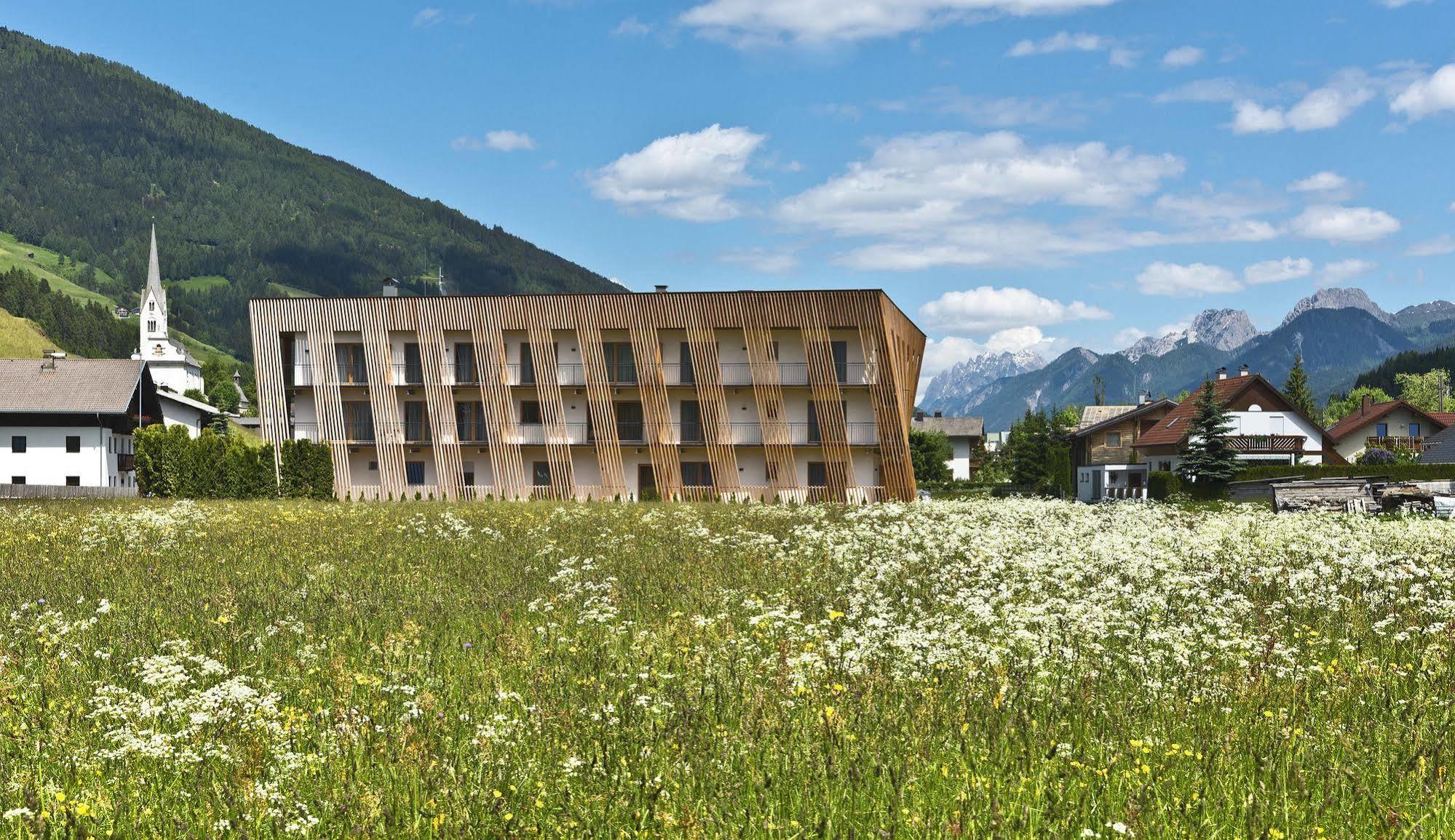Apartments Dolomit-Royal Sillian Exteriör bild