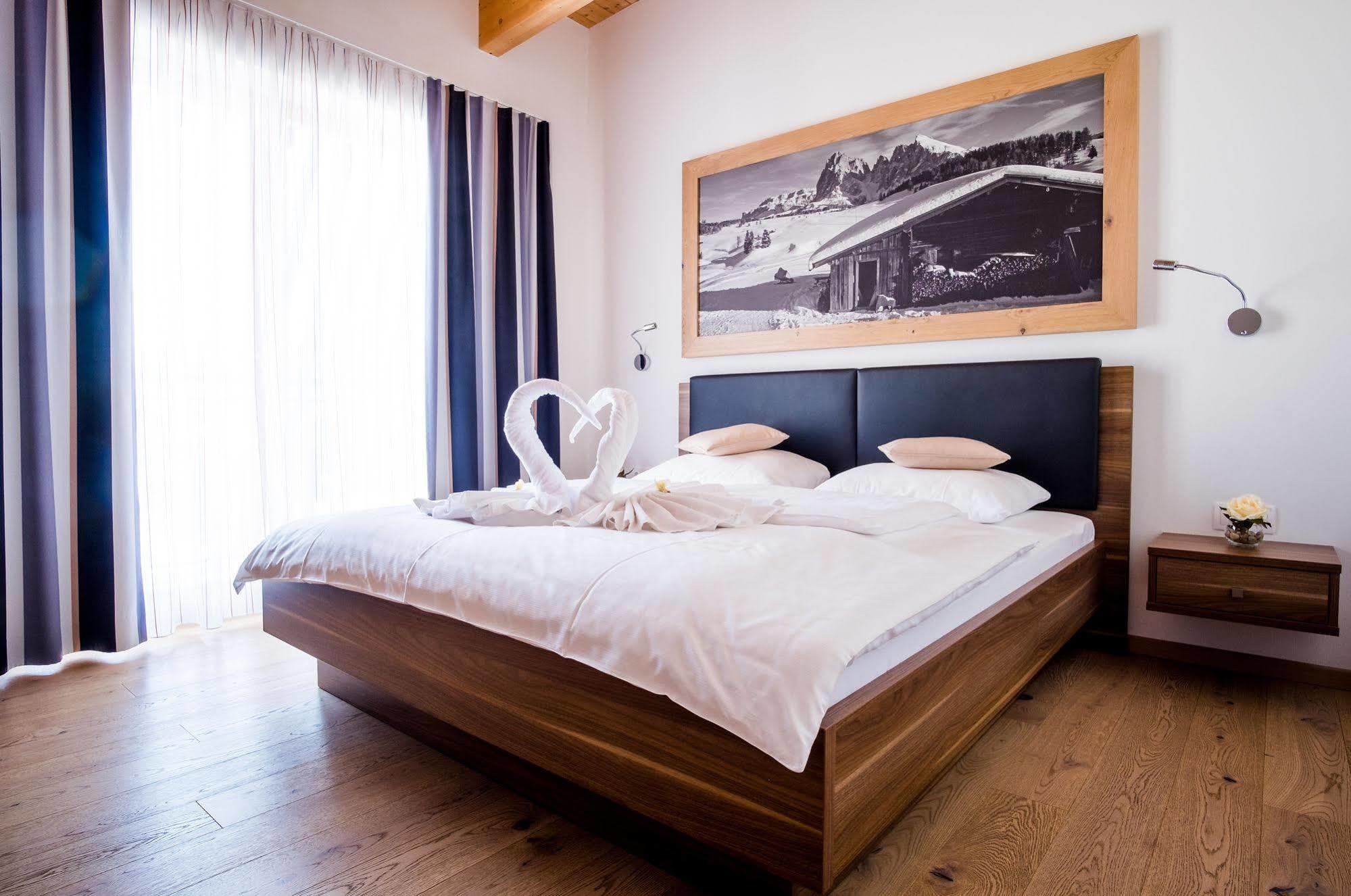 Apartments Dolomit-Royal Sillian Exteriör bild