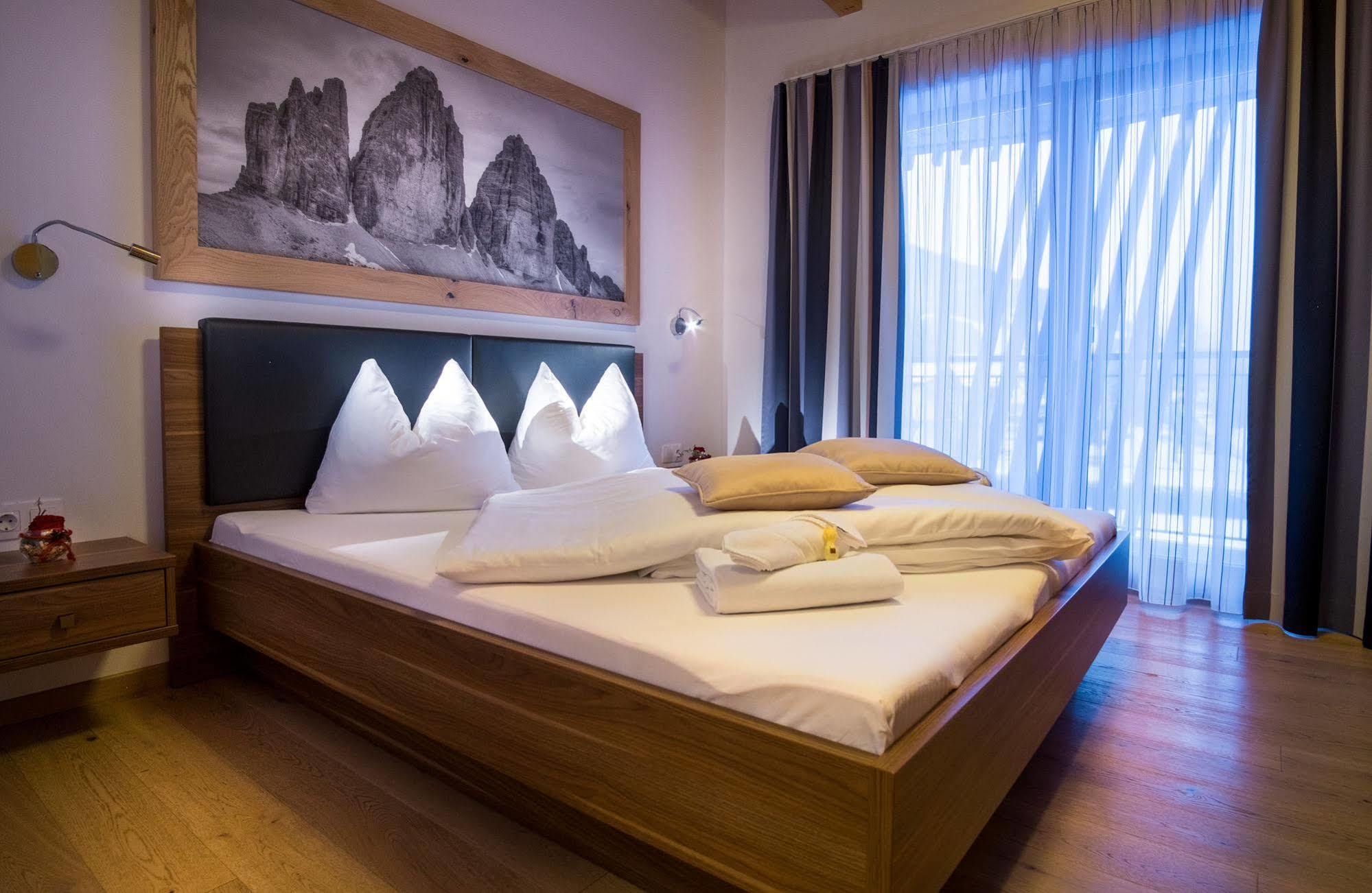 Apartments Dolomit-Royal Sillian Exteriör bild